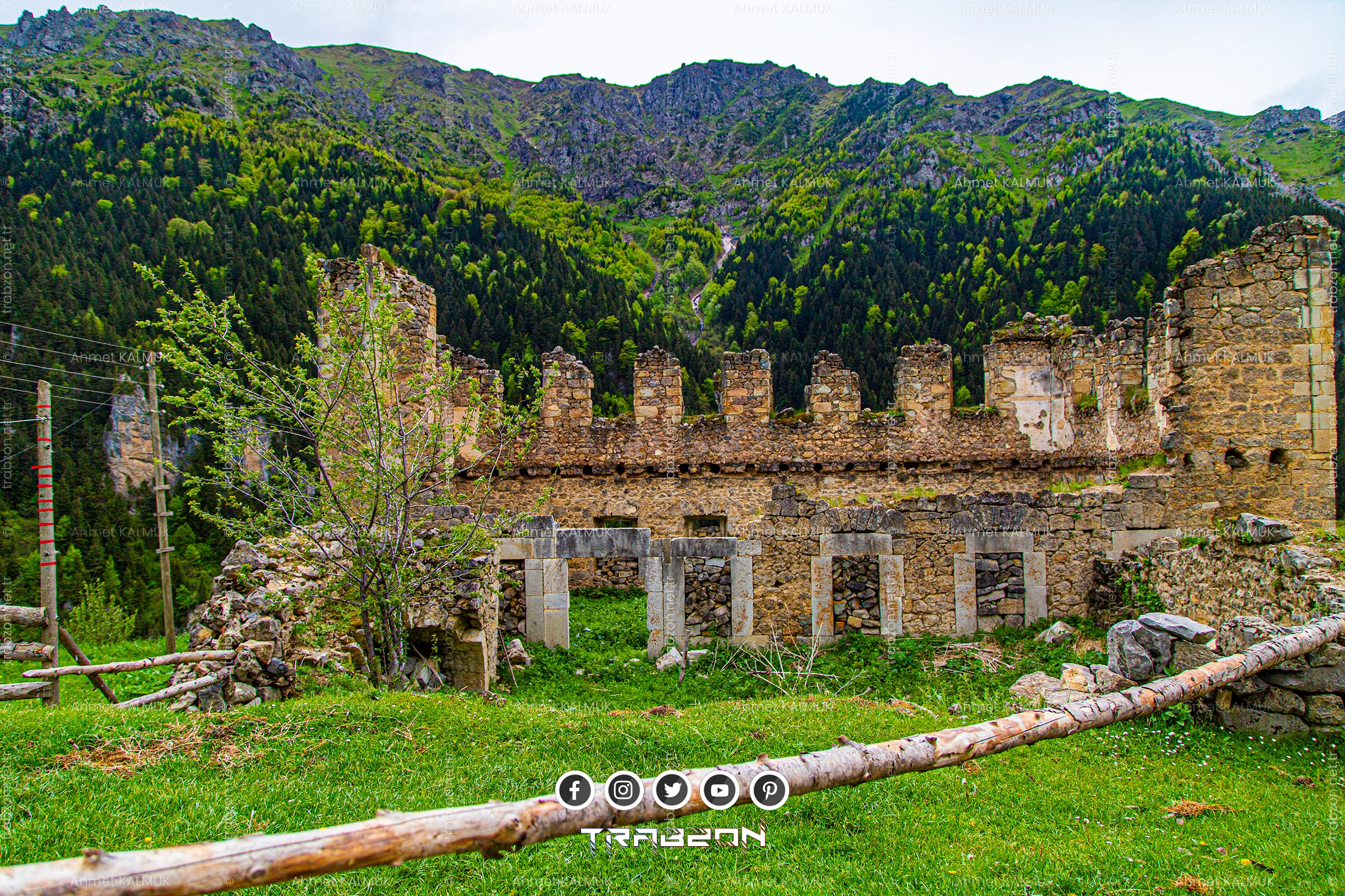 Santa Harabeleri - Yıkılmış Kilise