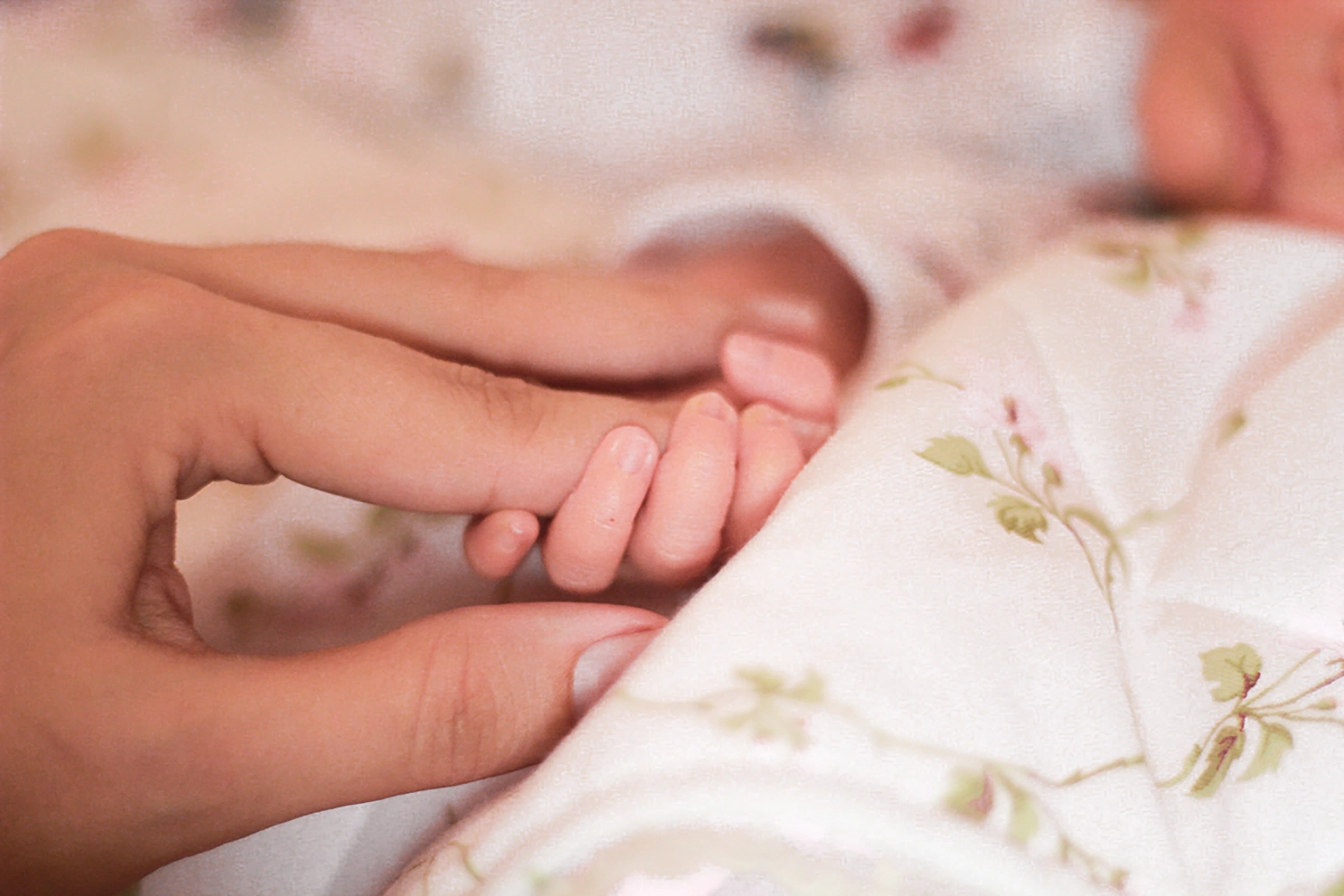 Anneye Doğum Yardımı Ödemesi