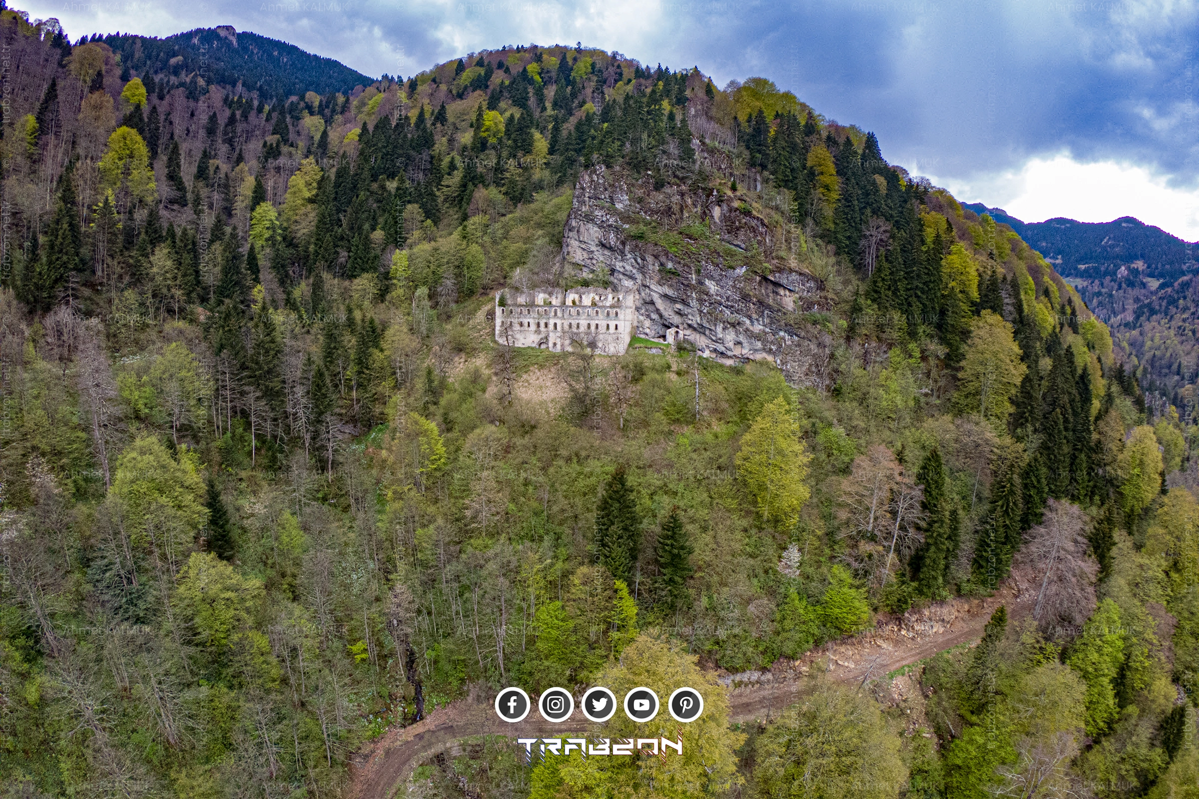 Vazelon Manastırı Konumu