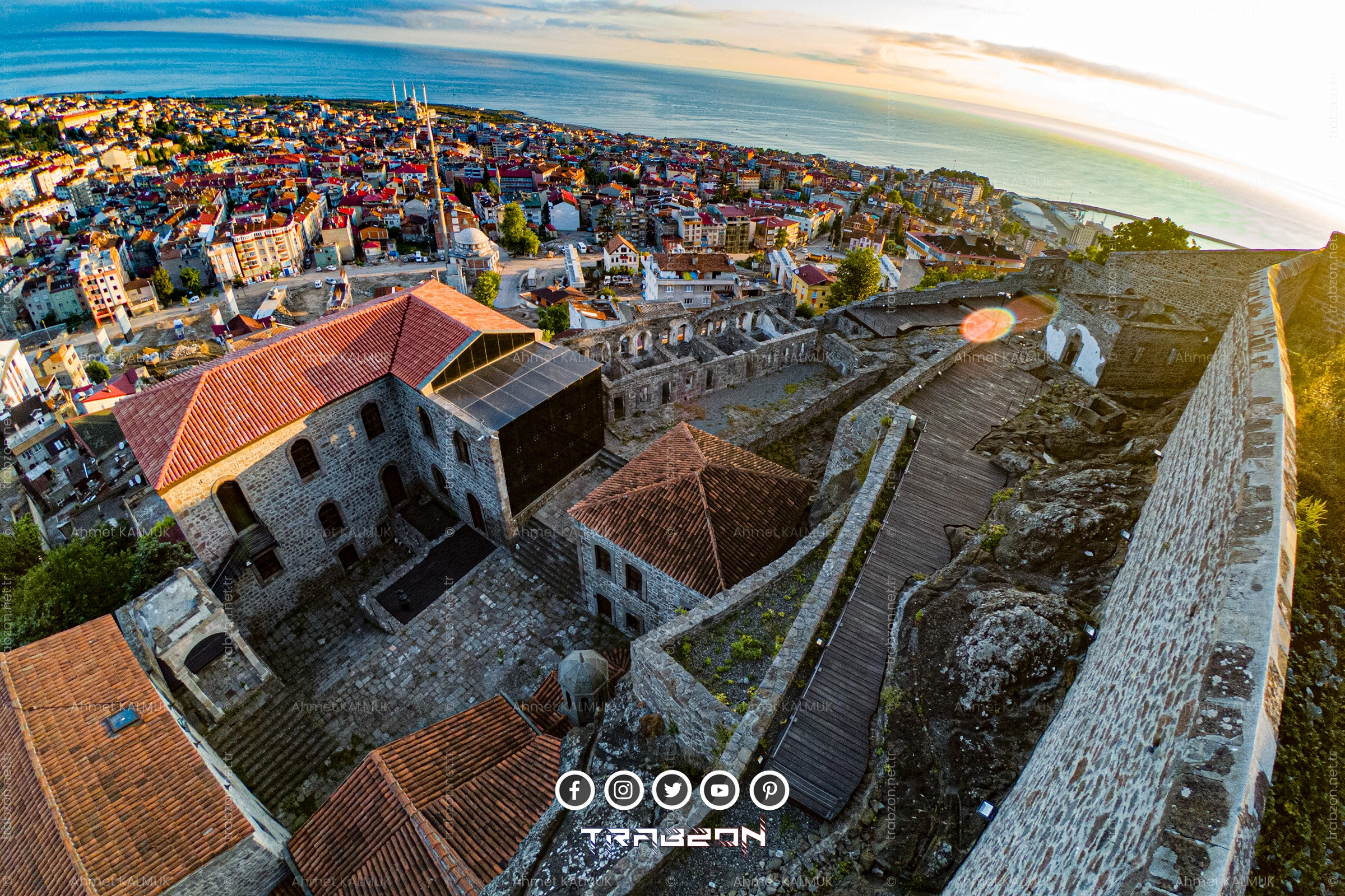 Kızlar Manastırı Avlu