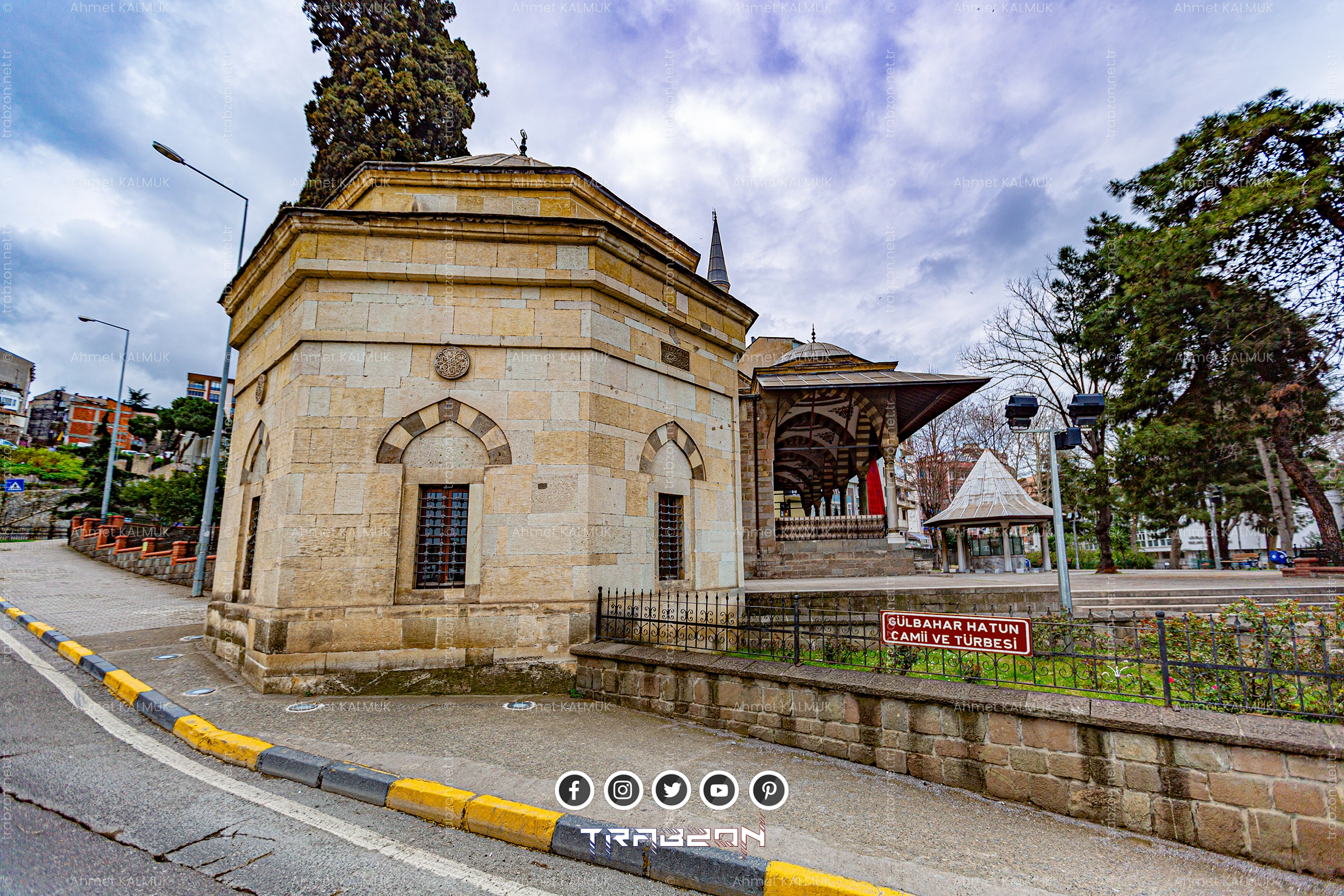 Trabzon Gülbahar Hatun Cami ve Türbesi